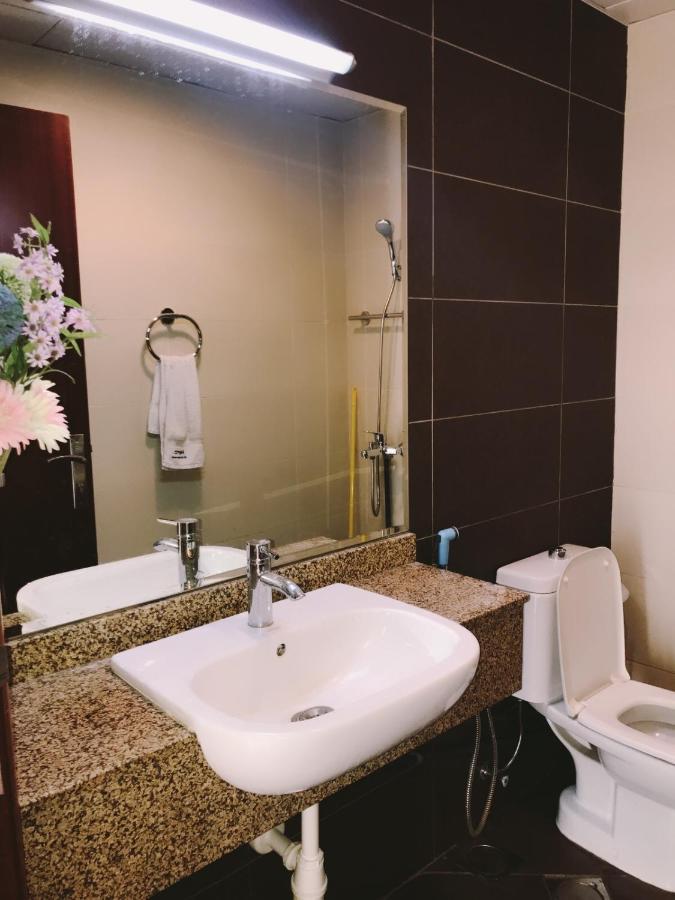 Deira Partition room Dubai Exterior foto